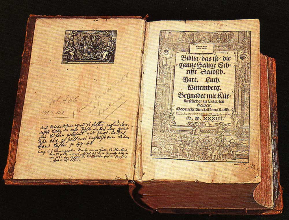 A historic edition of the Luther Bible in German