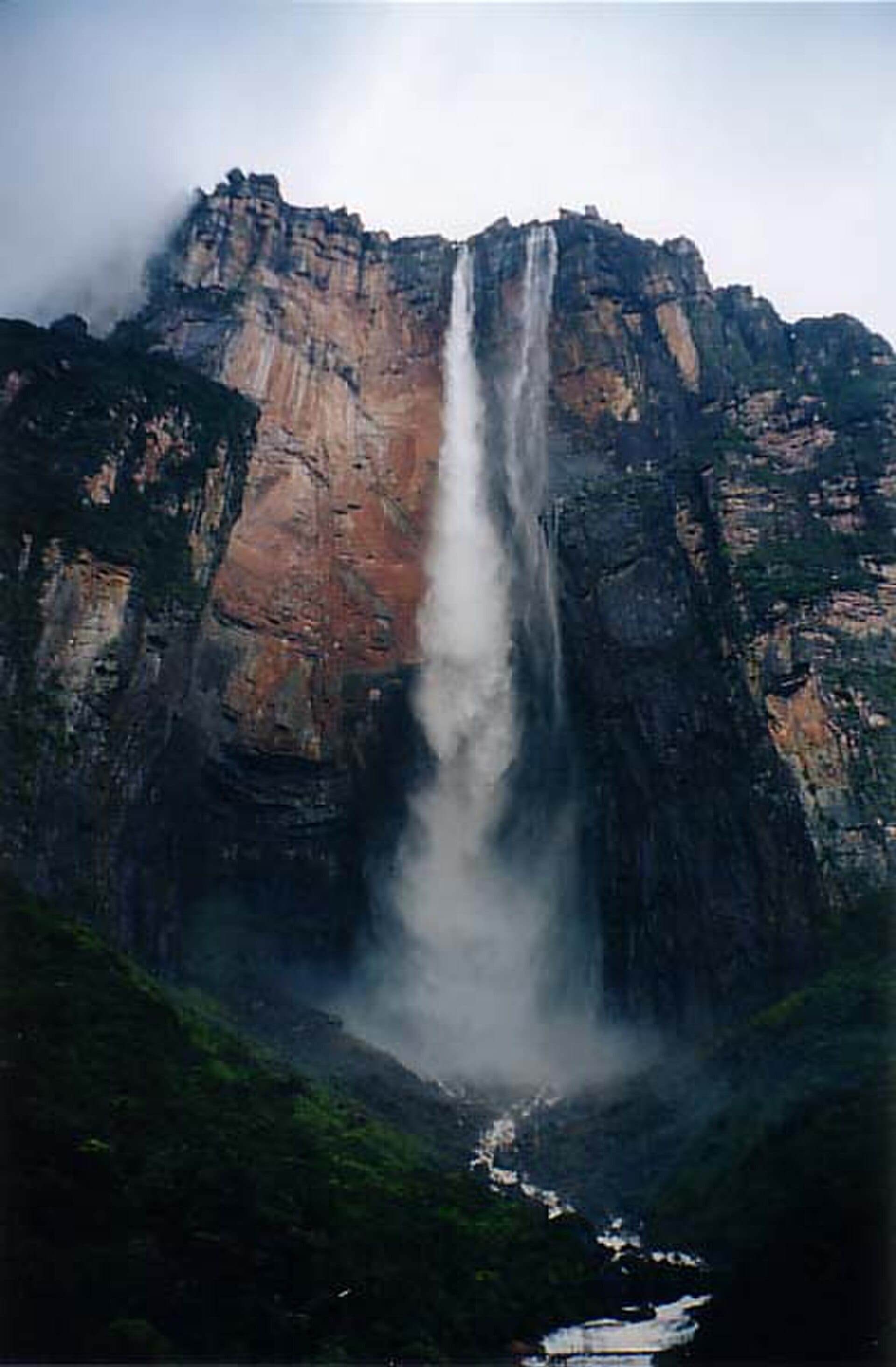 Angel Falls dropping from Auyan-tepui