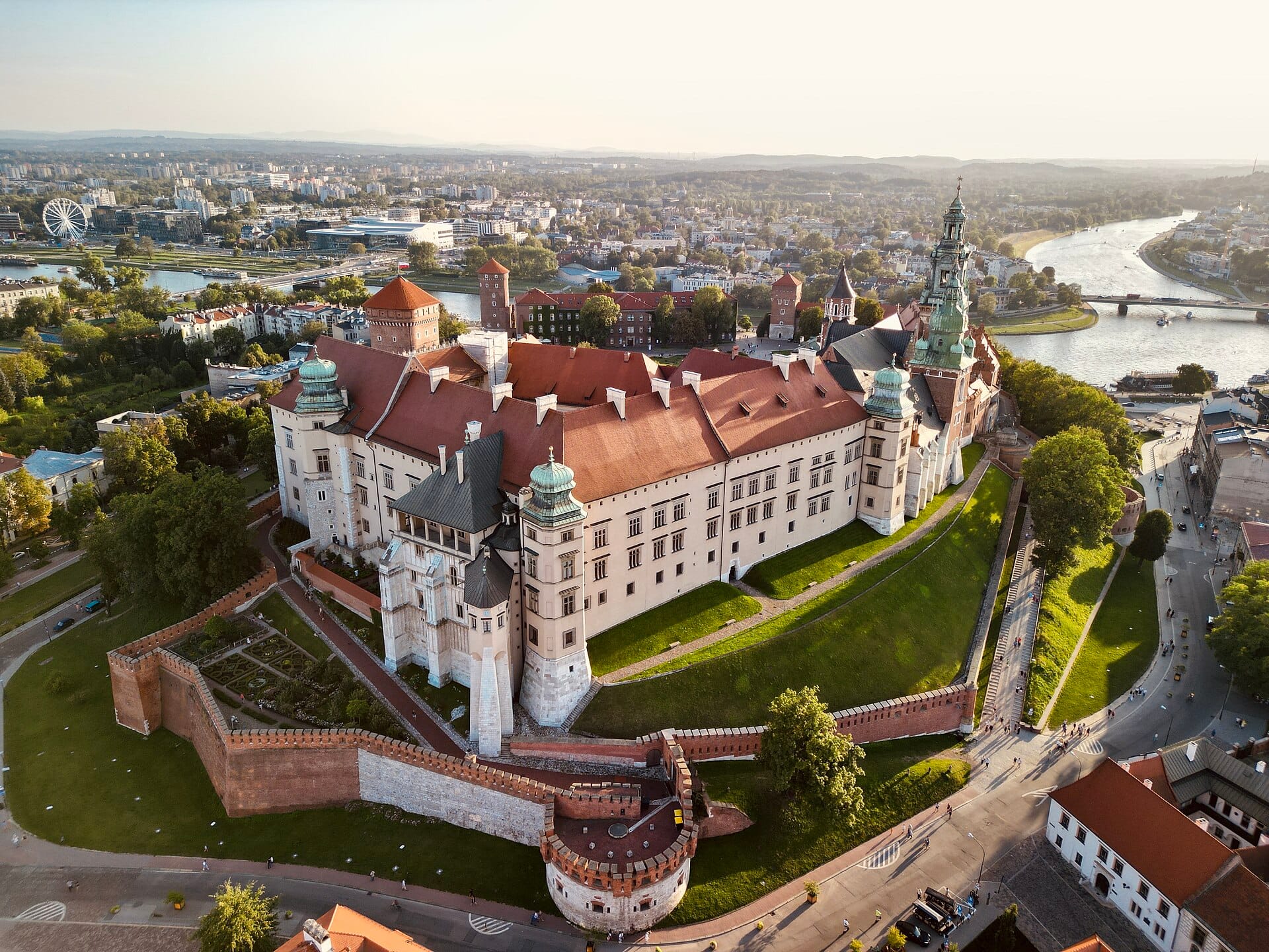 Wawel Castle above the Vistula in Kraków