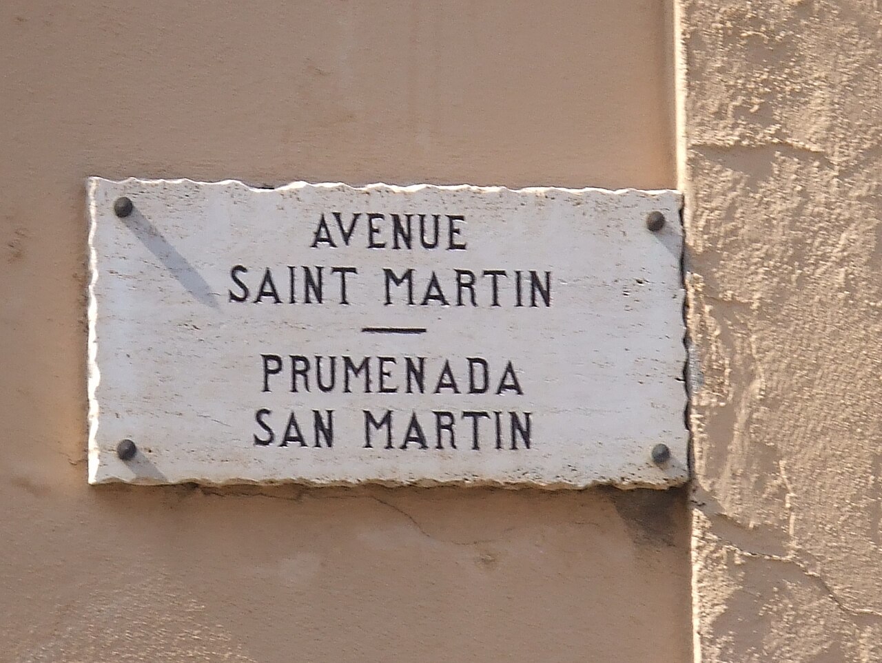 A street sign in French and Monégasque in Monaco-Ville