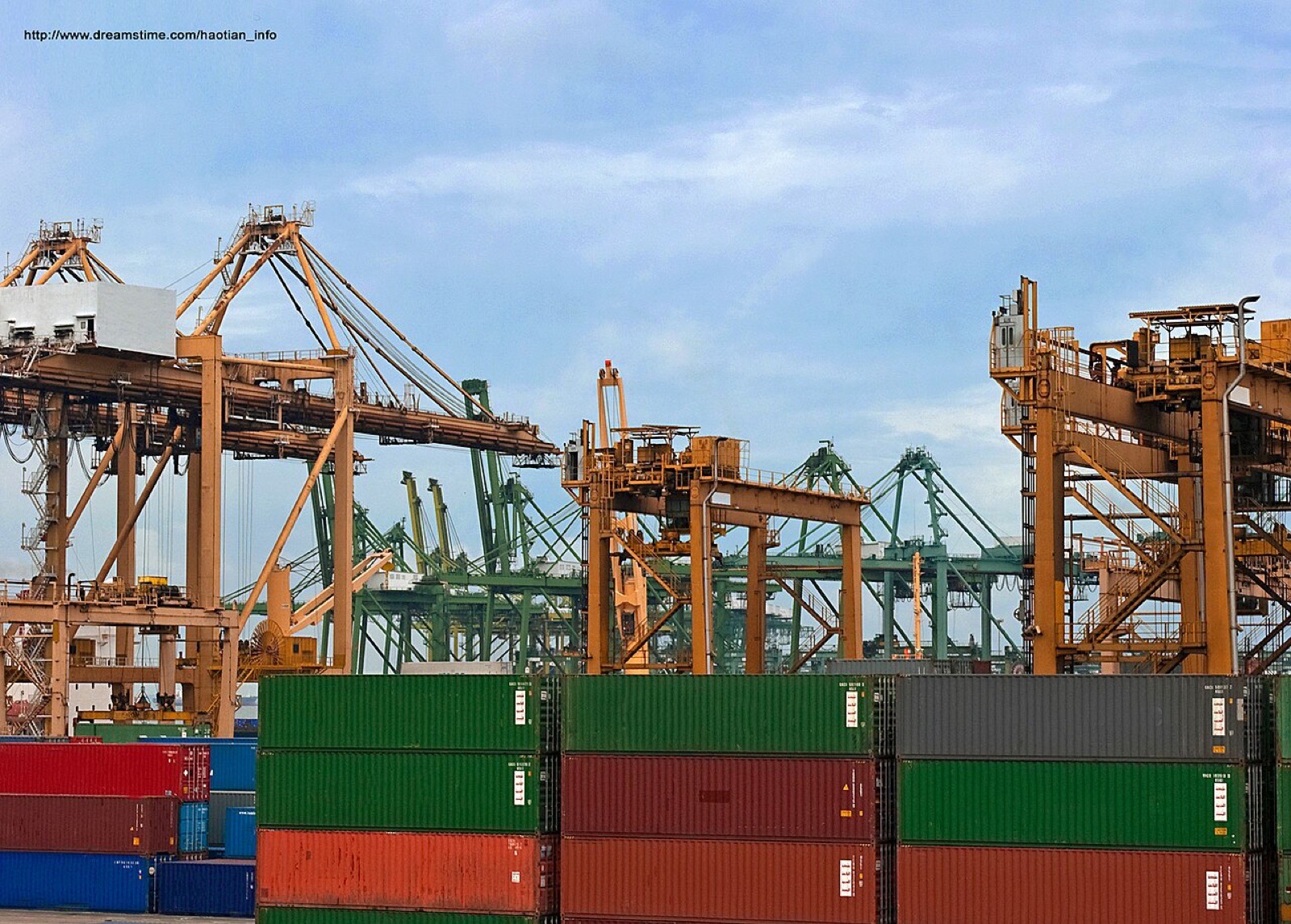Container terminals at the port of Singapore