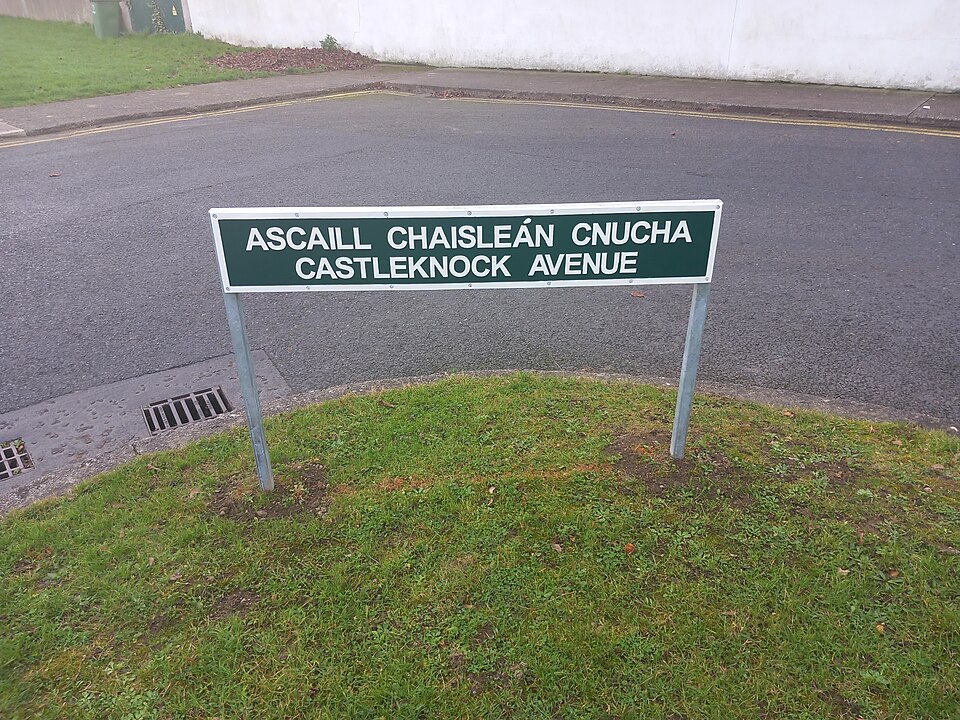 A bilingual Irish and English road sign in Castleknock, Dublin