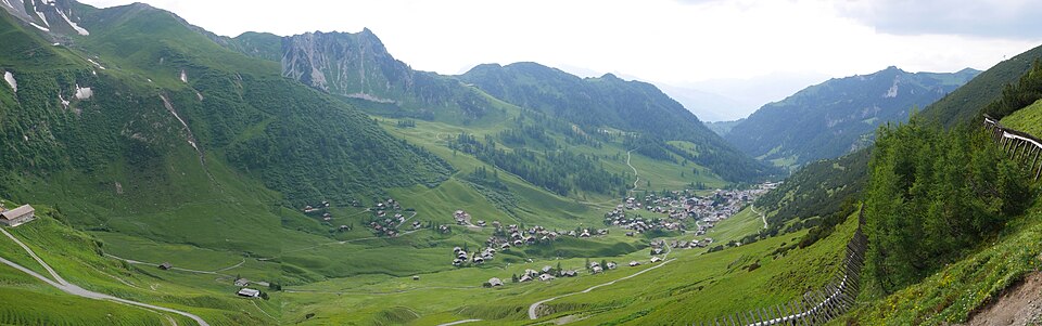 The mountain landscape around Malbun