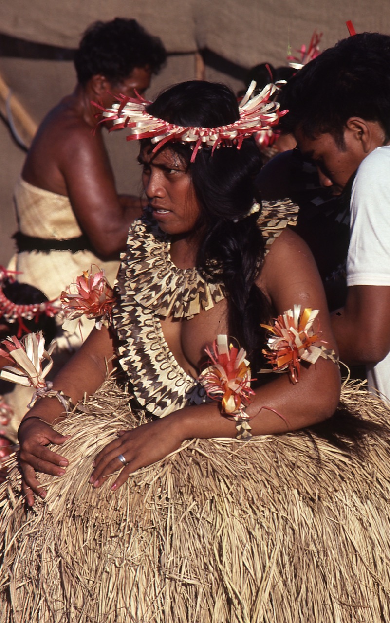 An I-Kiribati dancer preparing for the Festival of Pacific Arts