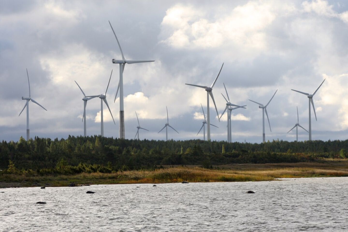 Wind turbines in Hanila