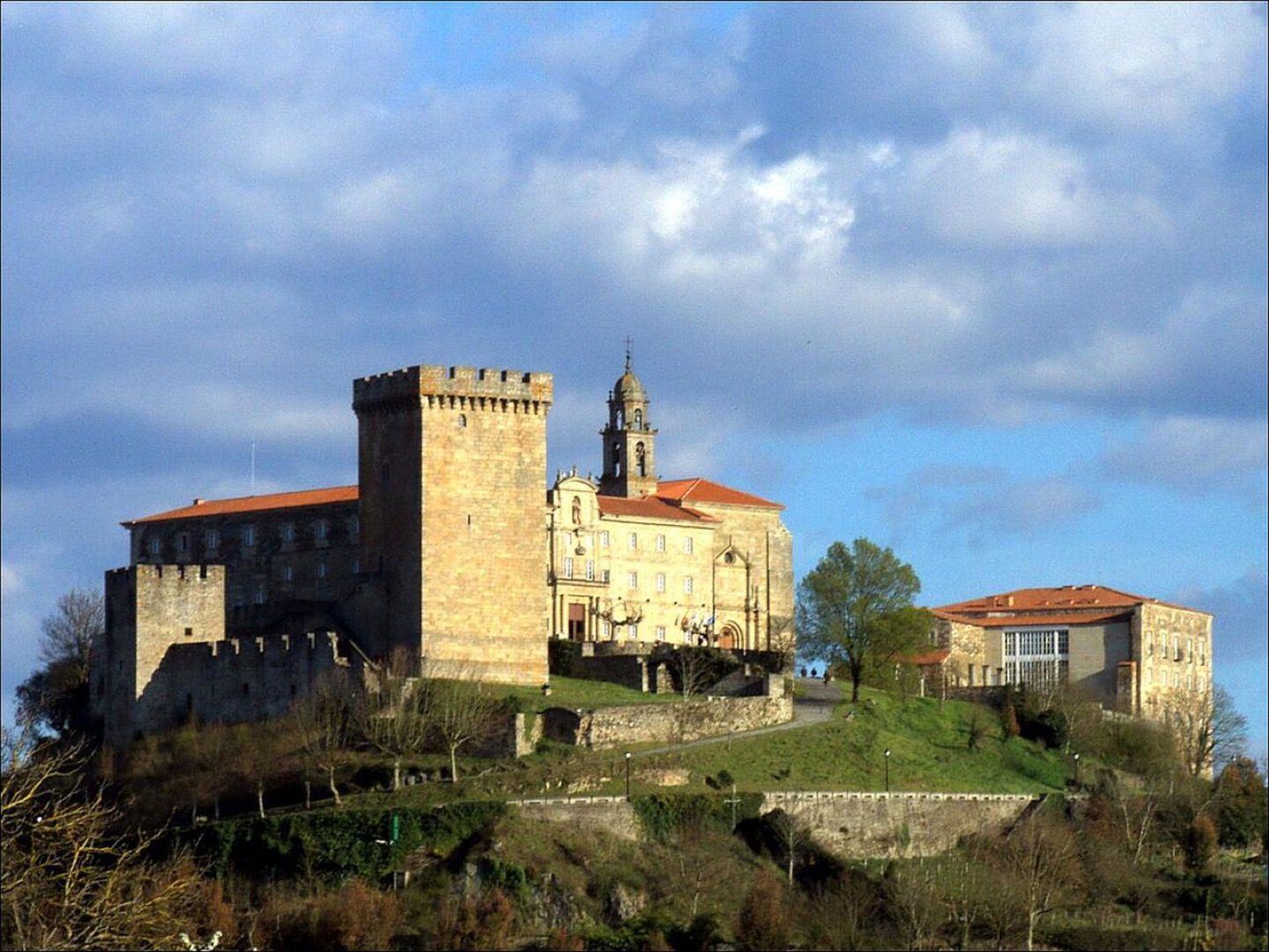 The castle at Monforte de Lemos