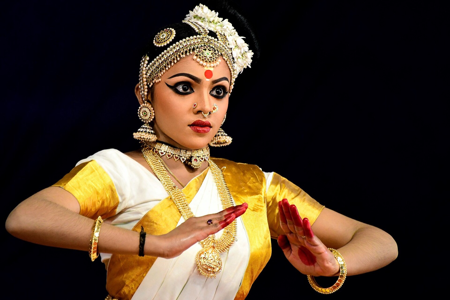 A Mohiniyattam dancer at the Kerala School Kalolsavam