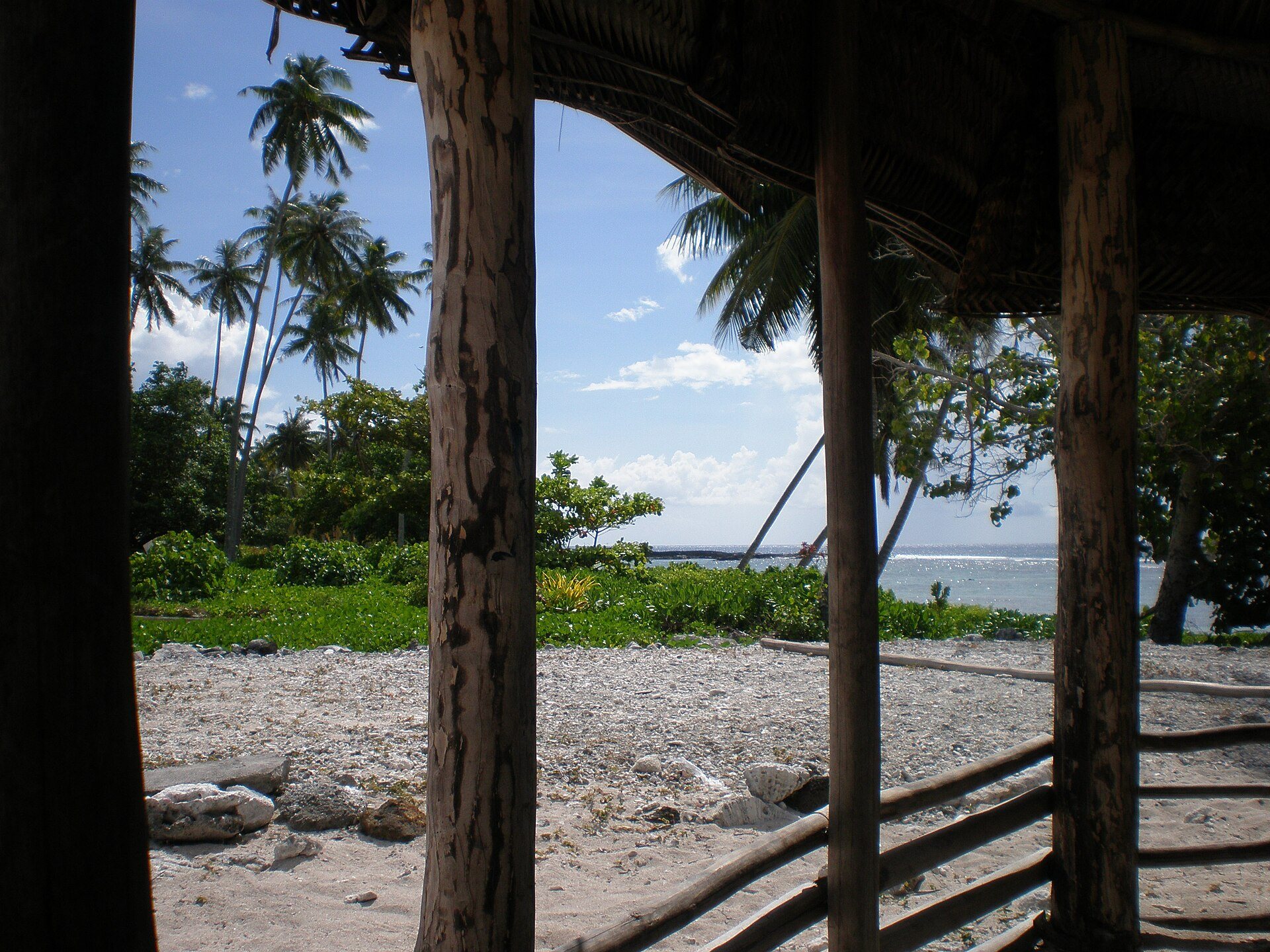 A beach fale beside the sea at Falealupo on Savaiʻi, Samoa