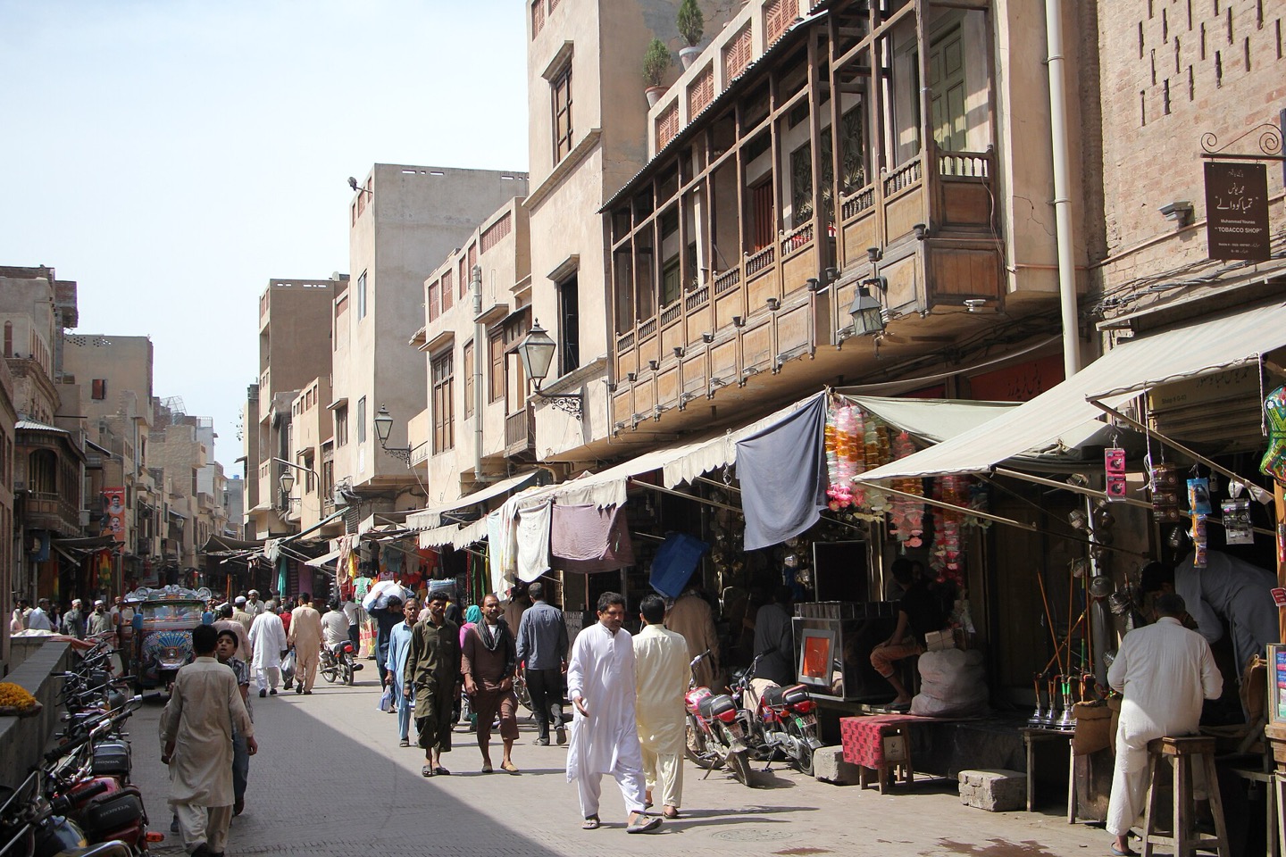 The historic Delhi Gate in Lahore, Pakistan