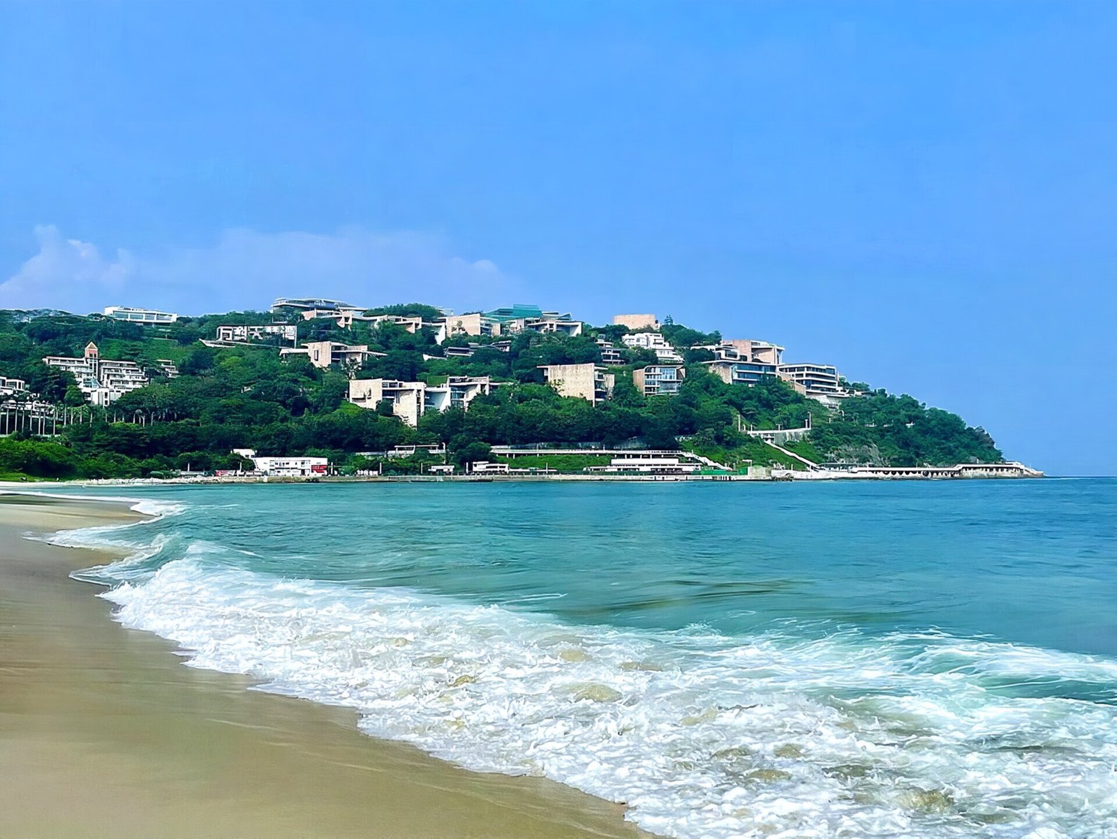 Dameisha Beach below the green hills of Shenzhen’s eastern coast